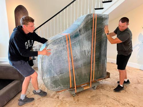 Piano moving in Los Angeles